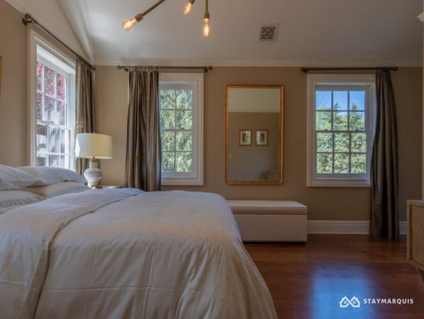 Hamptons Home 1020849