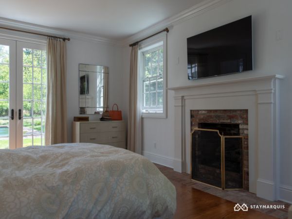 Hamptons Home 1020849