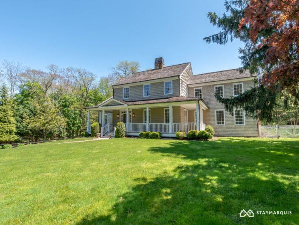 Hamptons Home 1020849