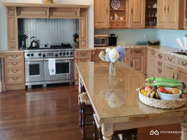 Hamptons Home 1020850