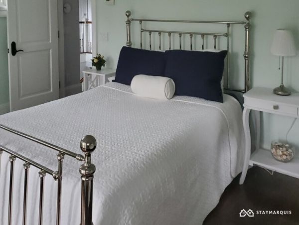 Hamptons Home 1020850