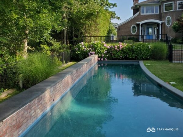 Hamptons Home 1020850