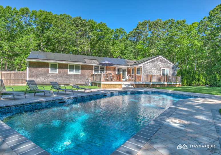 Hamptons Home 1020851