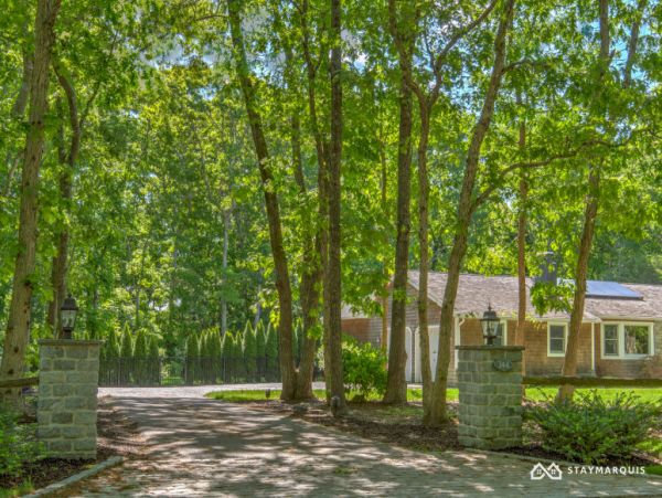 Hamptons Home 1020851