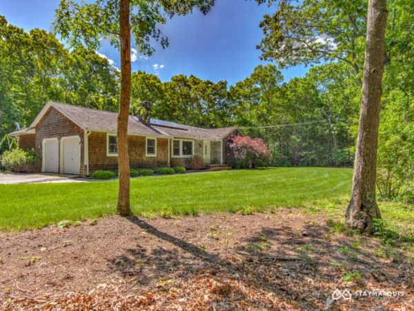 Hamptons Home 1020851
