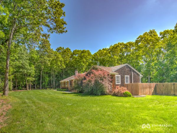 Hamptons Home 1020851