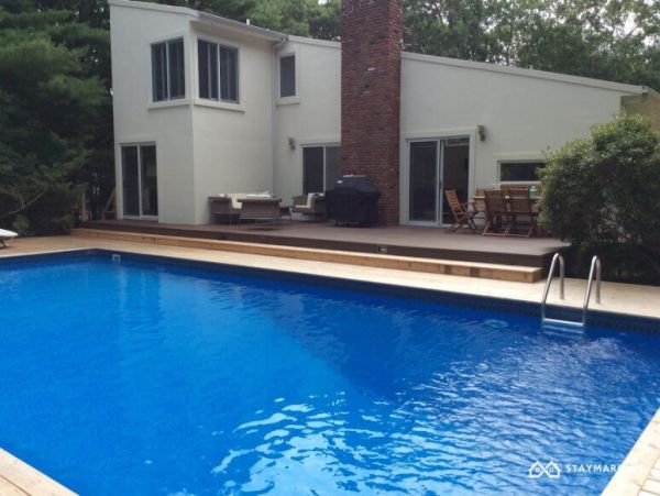 Hamptons Home 1020852