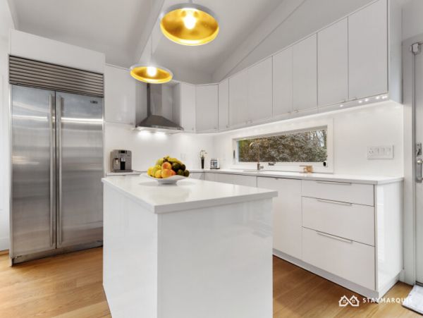 Hamptons Home 1020852