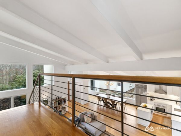 Hamptons Home 1020852