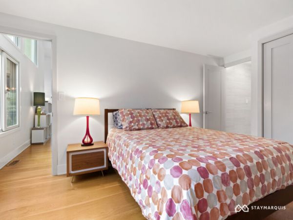 Hamptons Home 1020852