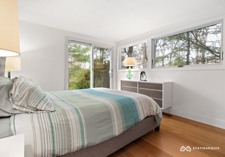 Hamptons Home 1020852