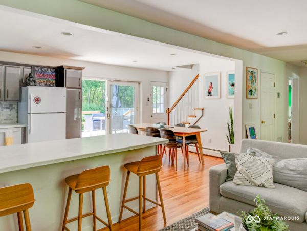 Hamptons Home 1020853