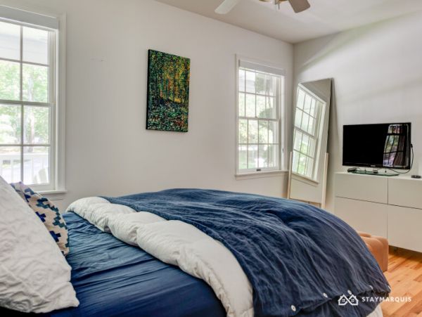 Hamptons Home 1020853