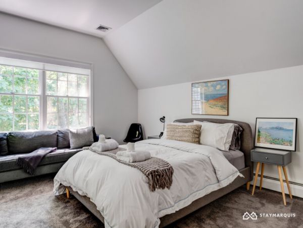Hamptons Home 1020853