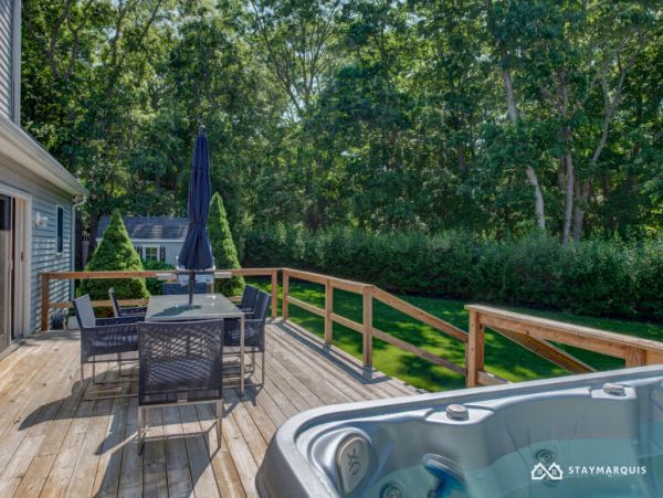 Hamptons Home 1020853