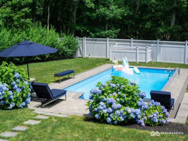 Hamptons Home 1020853