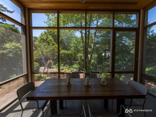 Hamptons Home 1020854