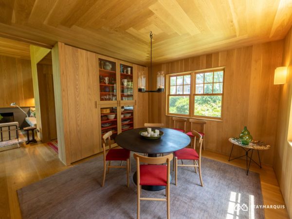 Hamptons Home 1020854
