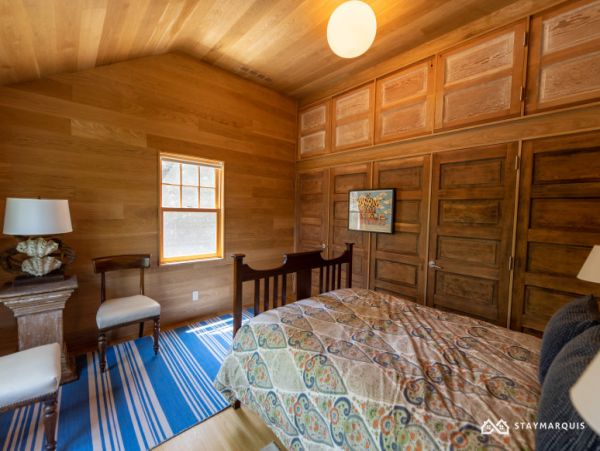 Hamptons Home 1020854