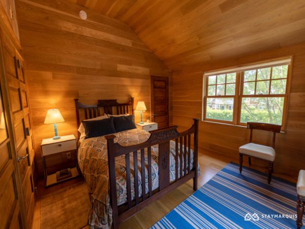 Hamptons Home 1020854