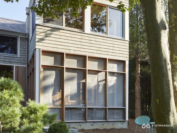 Hamptons Home 1020854