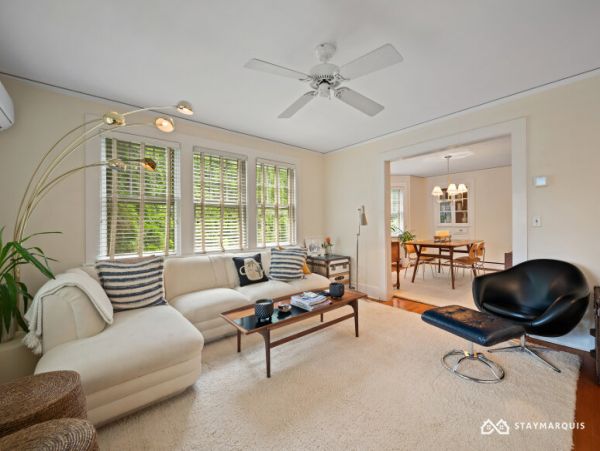 Hamptons Home 1020855