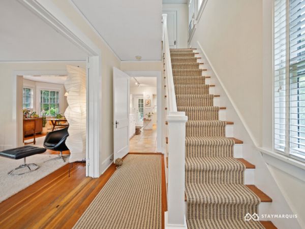 Hamptons Home 1020855