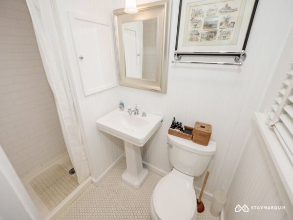 Hamptons Home 1020855