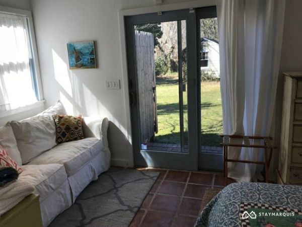 Hamptons Home 1020857