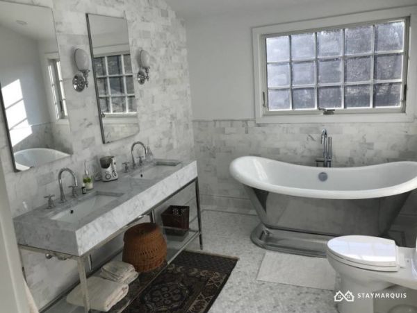 Hamptons Home 1020857