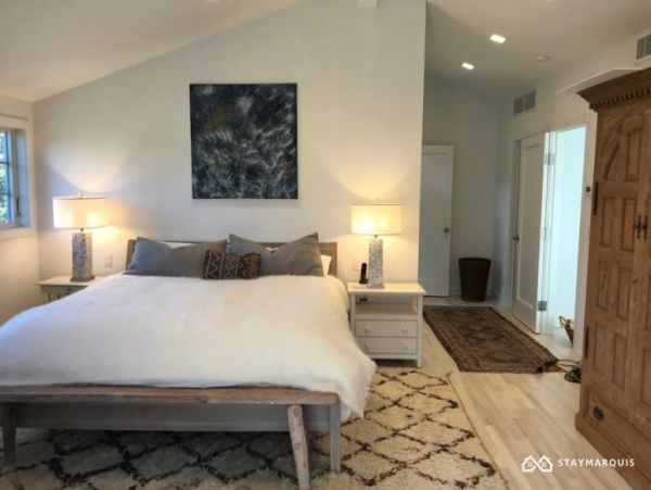 Hamptons Home 1020857