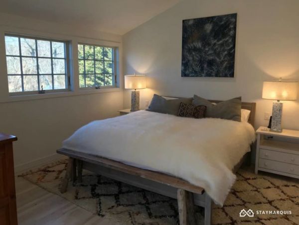Hamptons Home 1020857