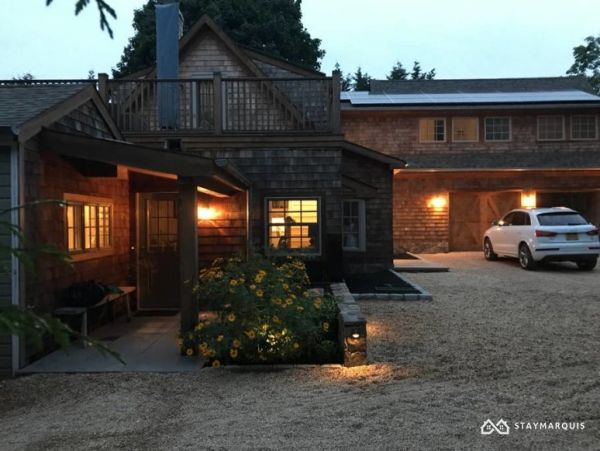 Hamptons Home 1020857