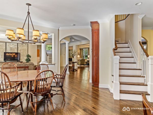 Hamptons Home 1020858