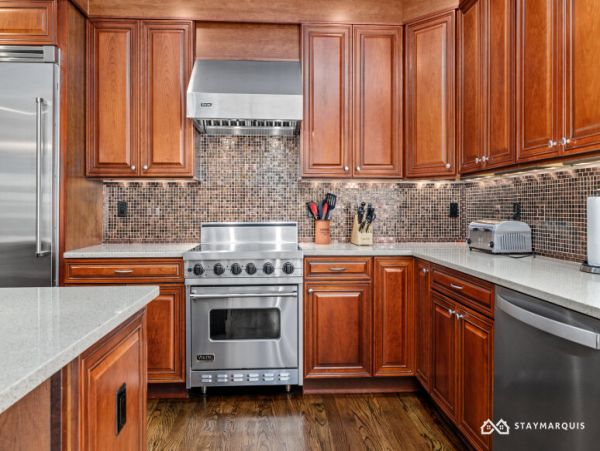 Hamptons Home 1020858