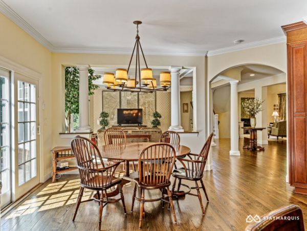 Hamptons Home 1020858