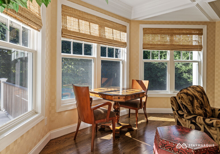 Hamptons Home 1020858