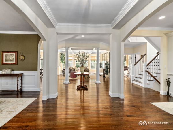 Hamptons Home 1020858