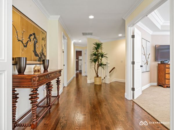 Hamptons Home 1020858