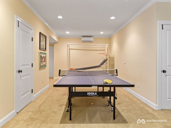 Hamptons Home 1020858
