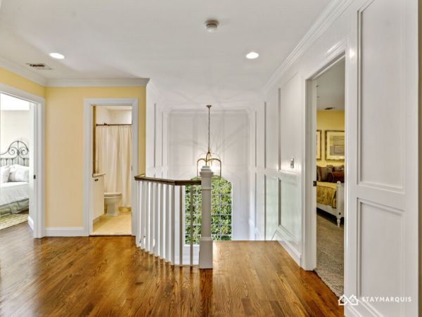 Hamptons Home 1020858