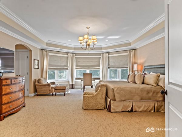 Hamptons Home 1020858