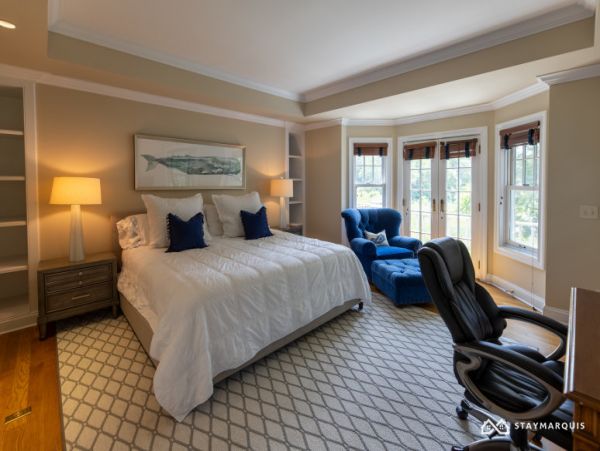 Hamptons Home 1020859