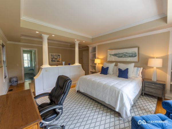 Hamptons Home 1020859