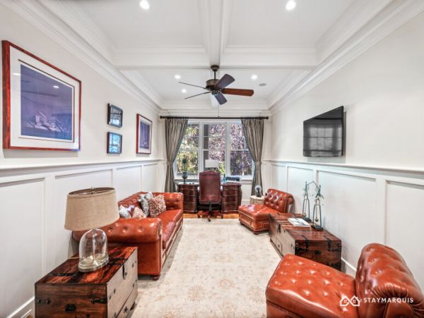 Hamptons Home 1020860