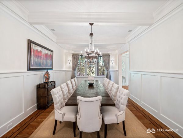 Hamptons Home 1020860