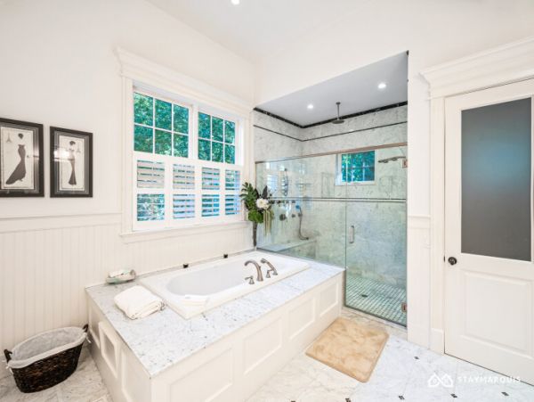 Hamptons Home 1020860