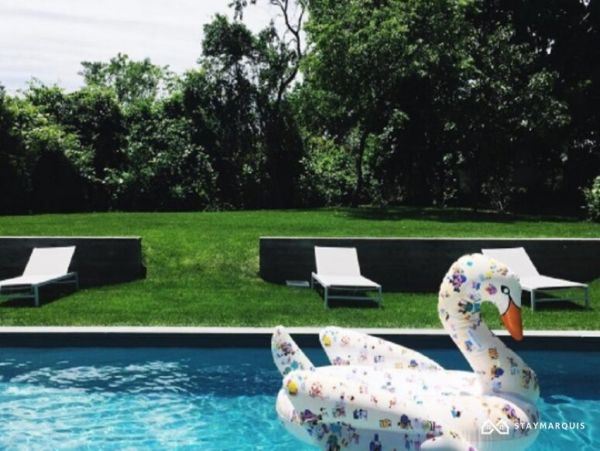 Hamptons Home 1020861