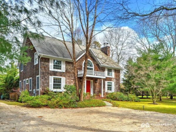 Hamptons Home 1020862