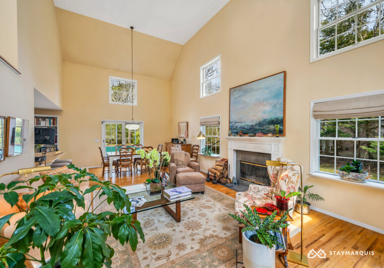 Hamptons Home 1020862
